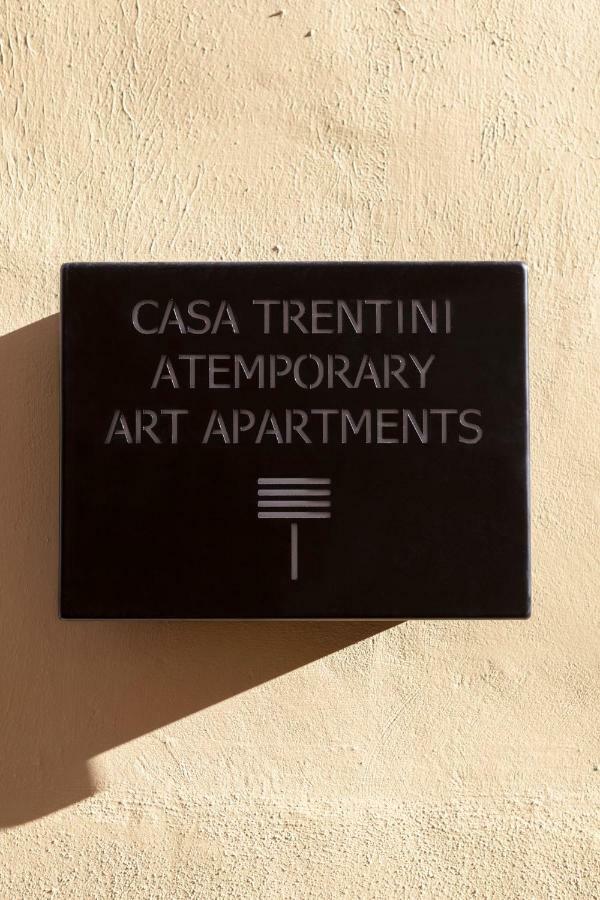 Casa Trentini - Atemporary Art Apartments Тренто Экстерьер фото